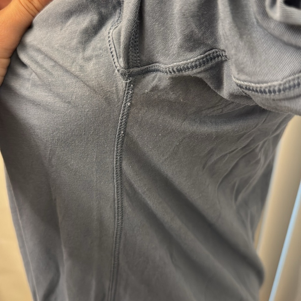 Lululemon To The Point Long Sleeve asymmetrical top - no size tag - Picture 8 of 12